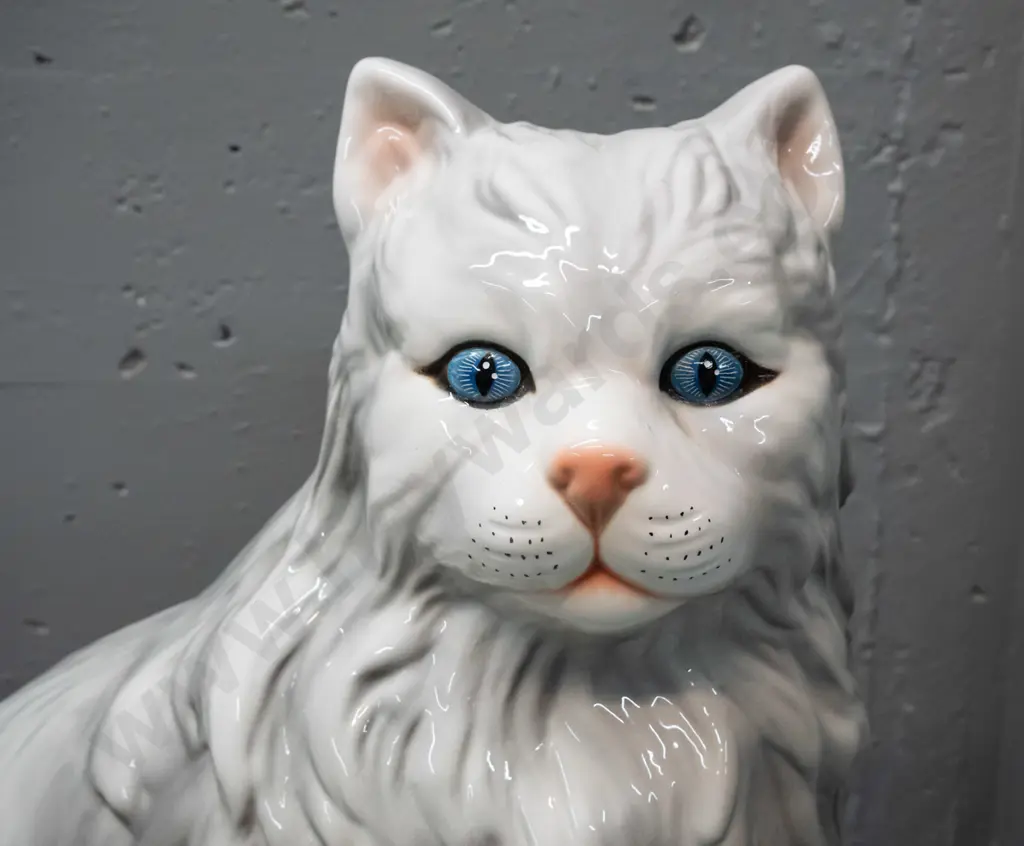 large Italian porcelain cat figurine H-480 W-370 D-240 Image 1++