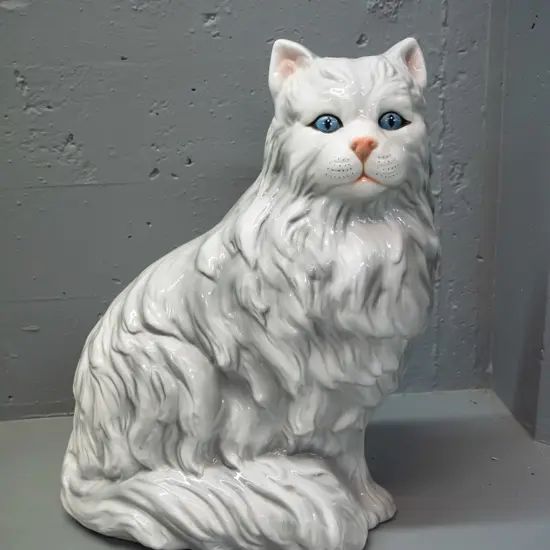 large Italian porcelain cat figurine H-480 W-370 D-240