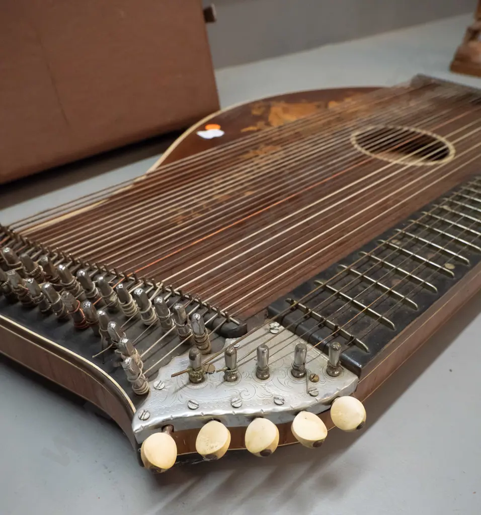 vintage timber-cased double zither or lap harp - no maker's marks. Minor rubbing to polish, damage to case L570 W325 Image 1++