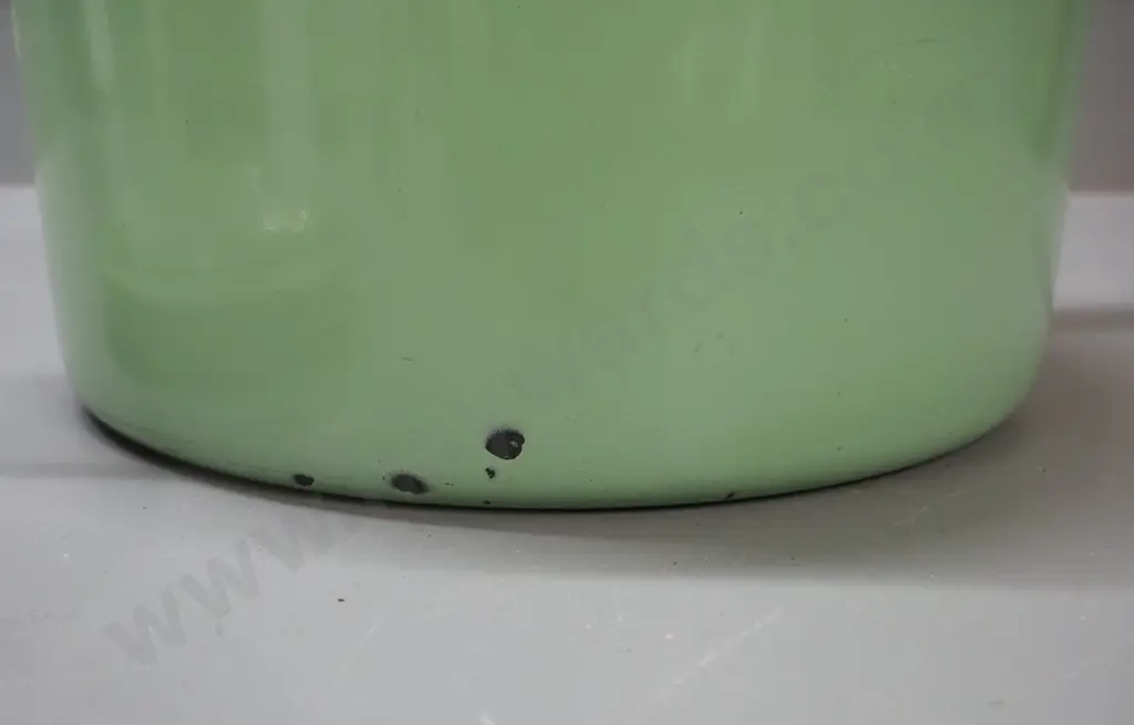 Judgeware green enamel long handled cooking pot with brass plaque on handle - minor wear. Pot D-235 L-460 Image 1++
