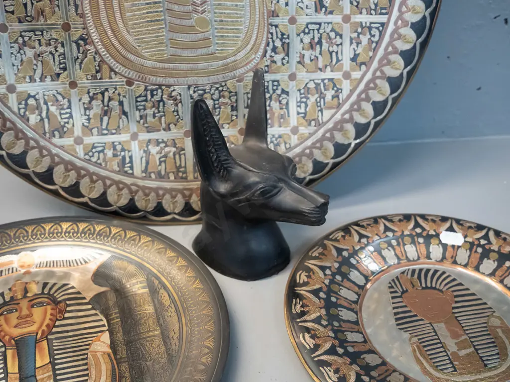 Egyptian souvenir ware - 4 pressed metal wall hangings and a small composite or black stone cat head with small chip to Image 1++