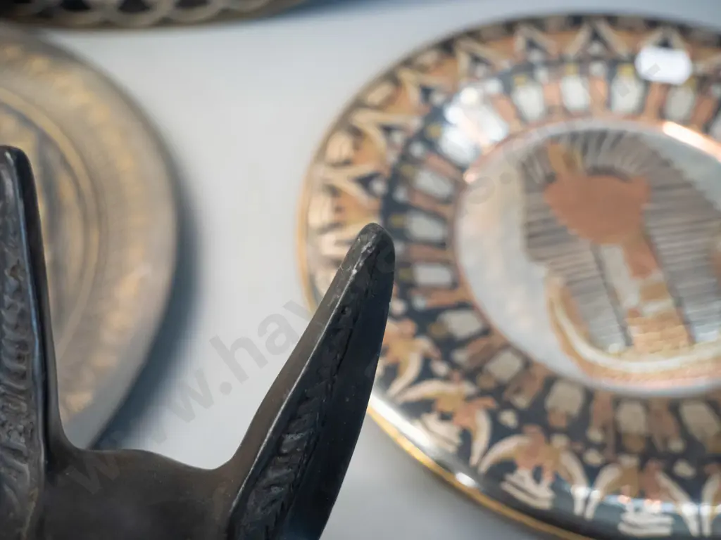 Egyptian souvenir ware - 4 pressed metal wall hangings and a small composite or black stone cat head with small chip to Image 1++