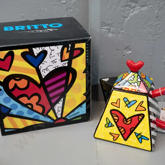 Romero Britto large novelty teapot with original tag and box H-200 L-200