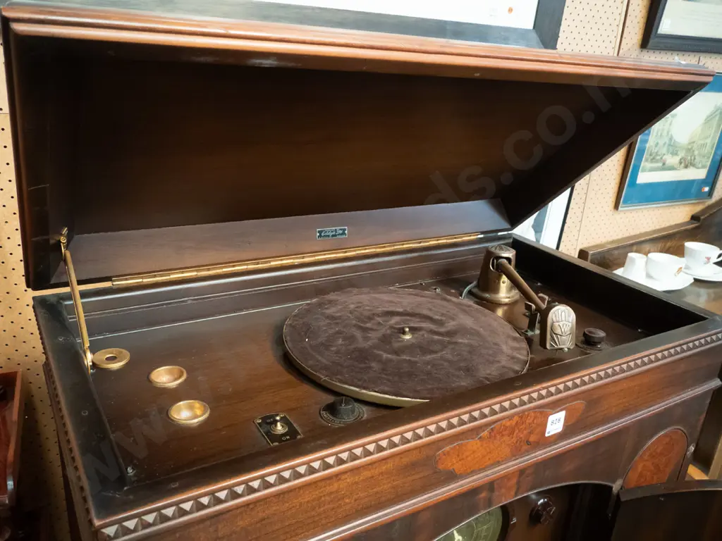 vintage gramophone & radio in mixed timber veneer cabinet, bakelite knobs, Webster Electric pickup, Eddy's of Adelaide Image 1++