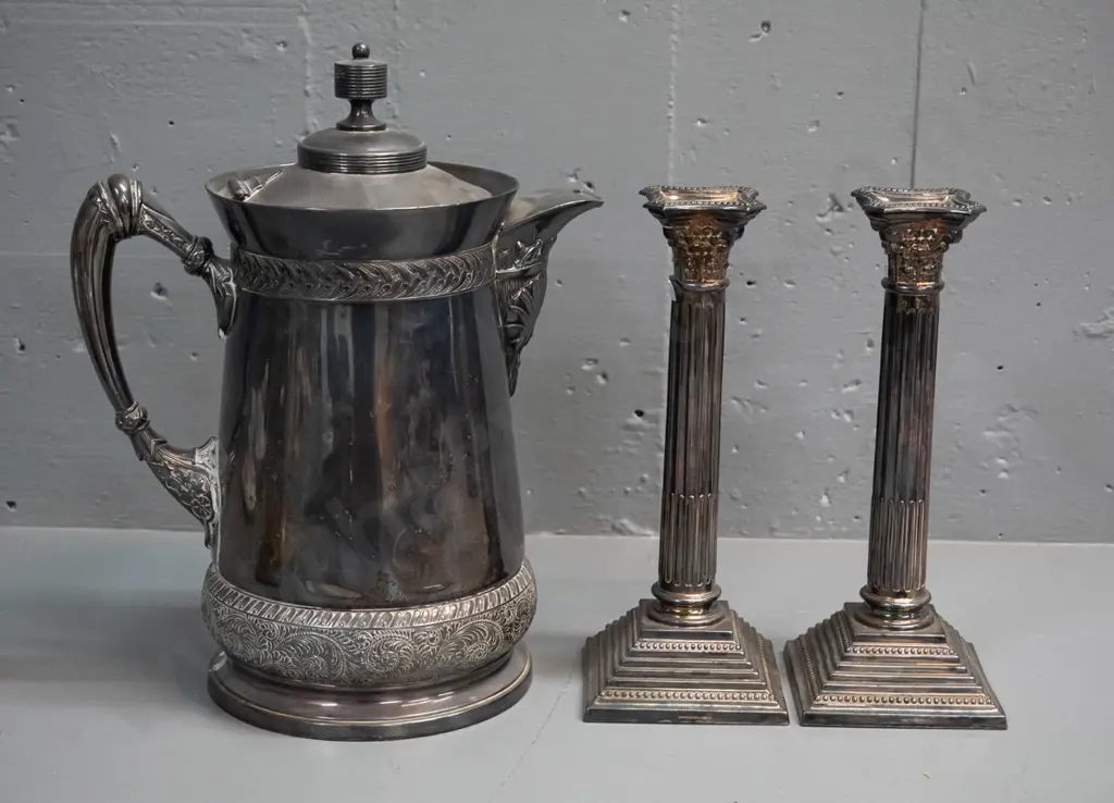large EPNS silver plated coffee pot marked Meriden U.S.A. H-330 W-250 and 2 silver plated candlesticks Image 1++