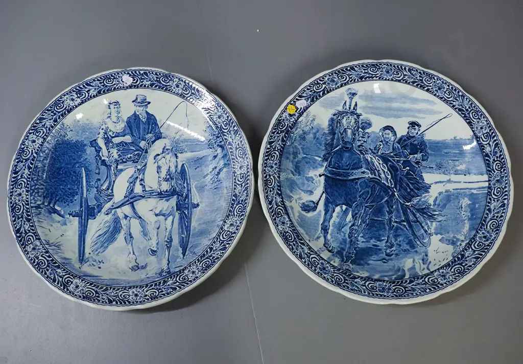 2 large Boch Delft wall chargers with hangers D-390 Image 1++