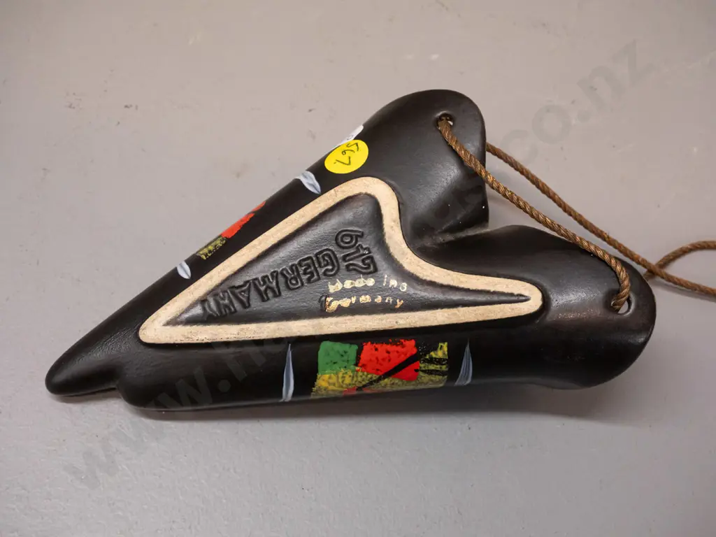retro German pottery hand painted double-opening wall pocket vase - marked 617 H-170 W-100 Image 1++