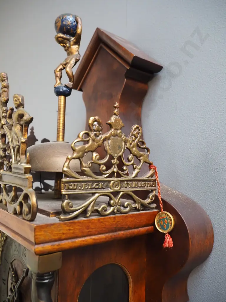 vintage JWA Wuba (John Warmink) Dutch wall clock with ormolu decoration, brass bell on top, heavy brass weights, glazed Image 1++