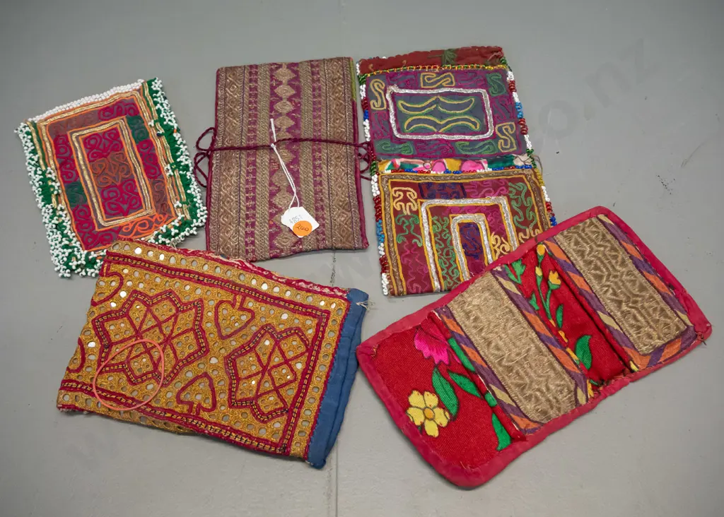 5 hand embroidered and beaded small purses from Pakistan and Afghanistan - largest is 220 x 125 Image 1++