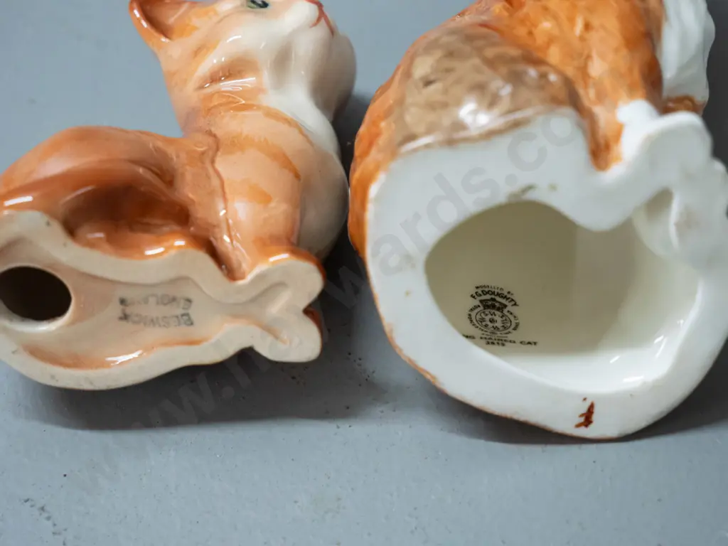 2 cat figurines - Royal Worcester H-100 and Beswick Image 1++