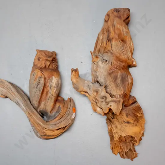 2 German rustic carved timber wall hanging animal figures -beaver H-400 and owl, both marked Holzschnitzerei-Wurzelkunst