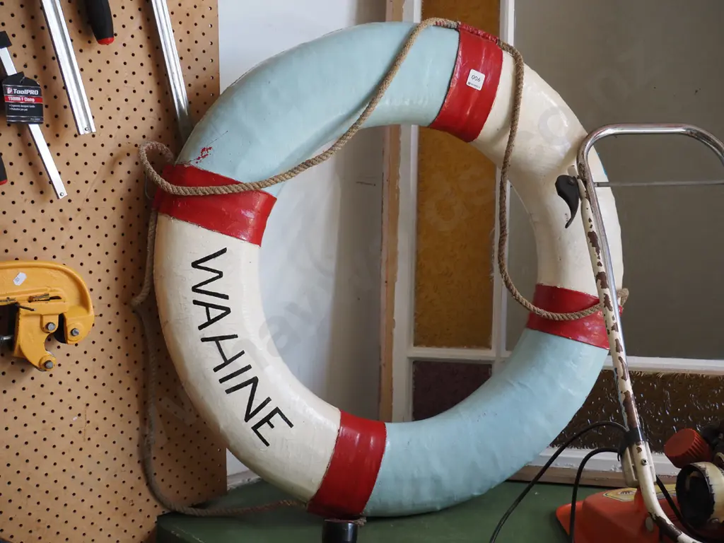 vintage life preserver - no provenance Image 1++