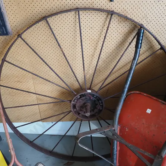 large rusty wagon wheel Diam-1400