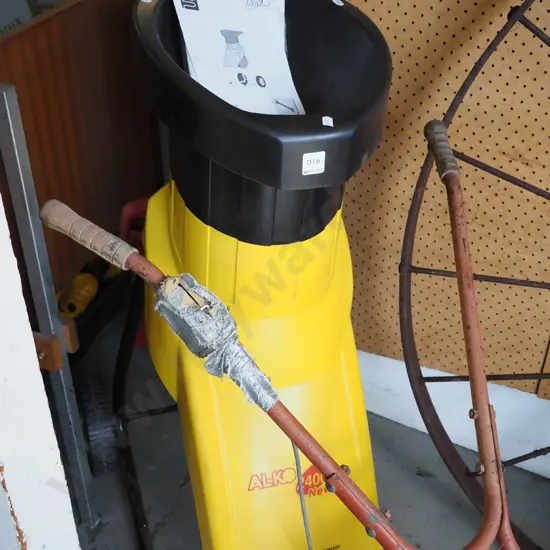 Alko 2400R electric garden mulcher/shredder