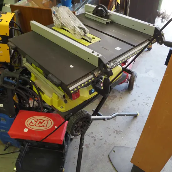 Ryobi bench saw on collapsable stand