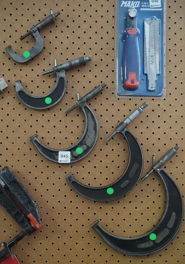 NZR graduated micrometers - green dots Image 1++