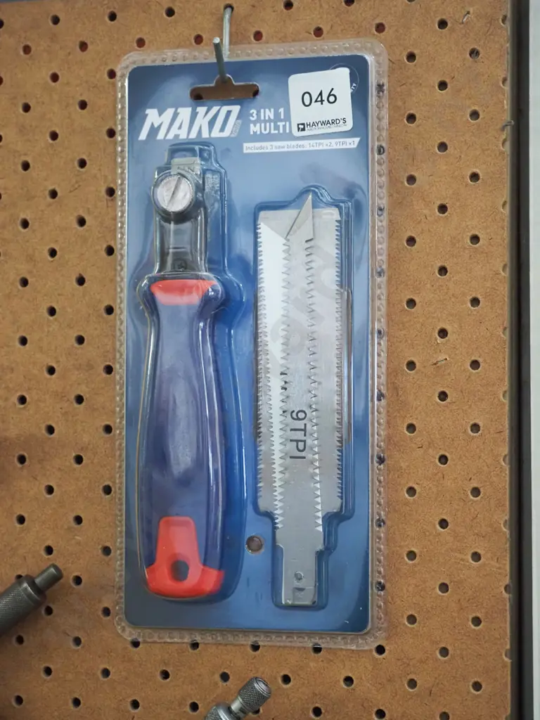 Mako 3 in 1 multi saw Image 1++