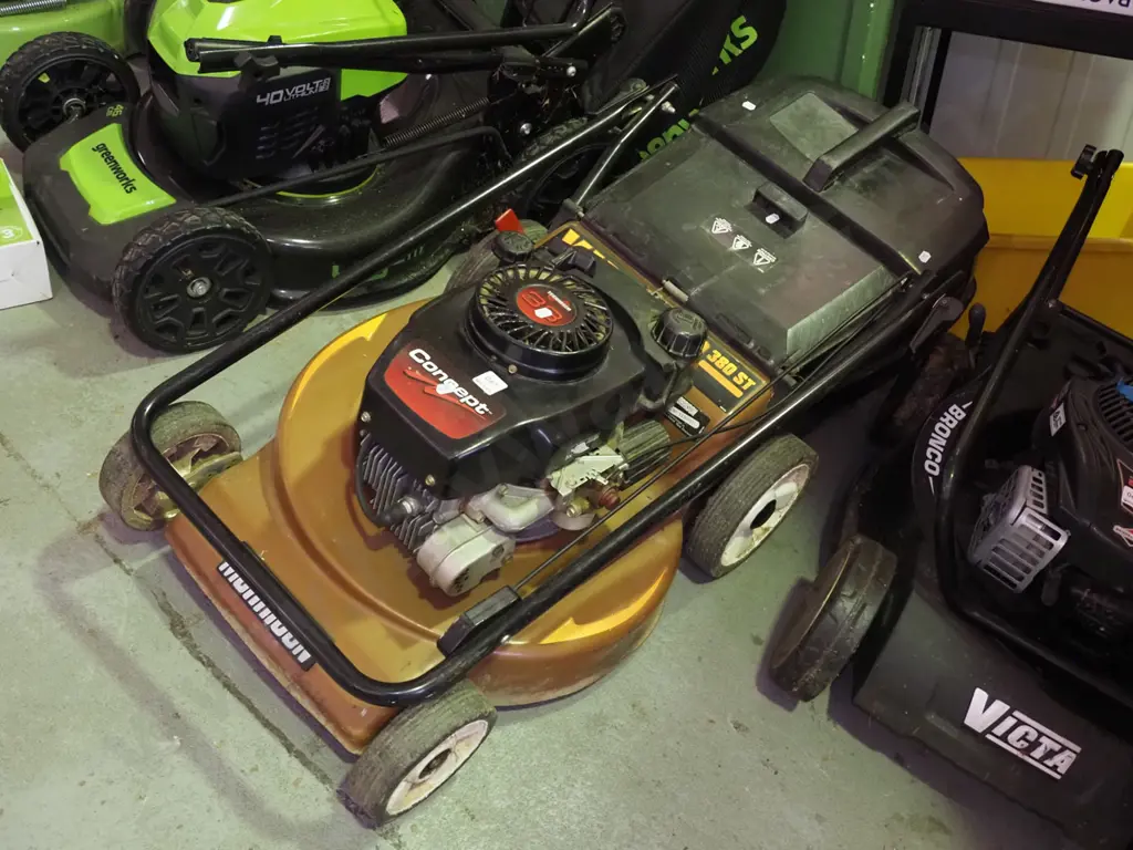 Morrison Concept 4 stroke motor mower Image 1++