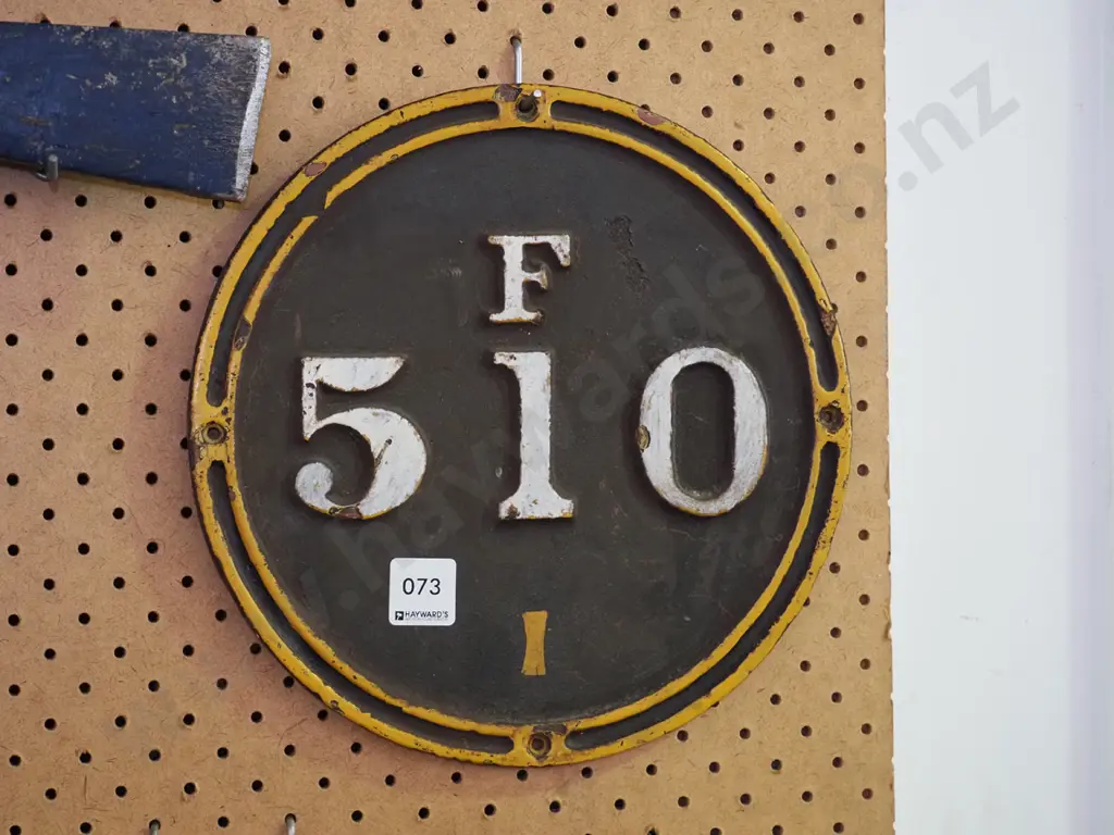 cast iron locomotive/carriage number Image 1++