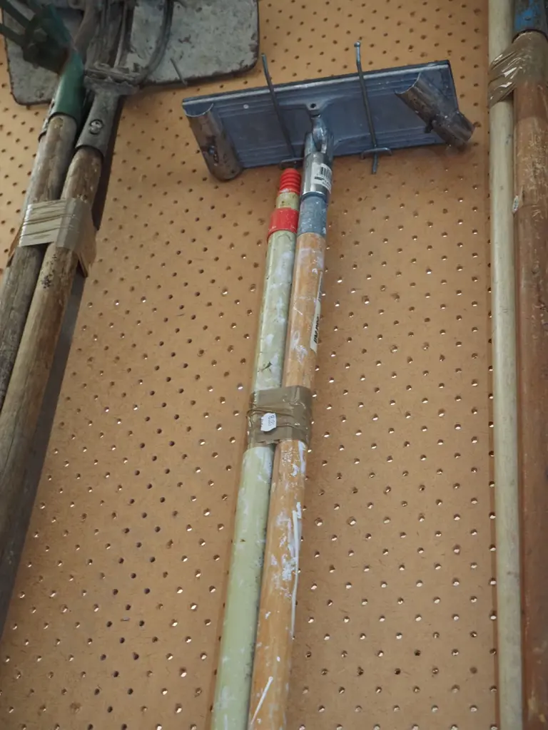 pole sanders Image 1++