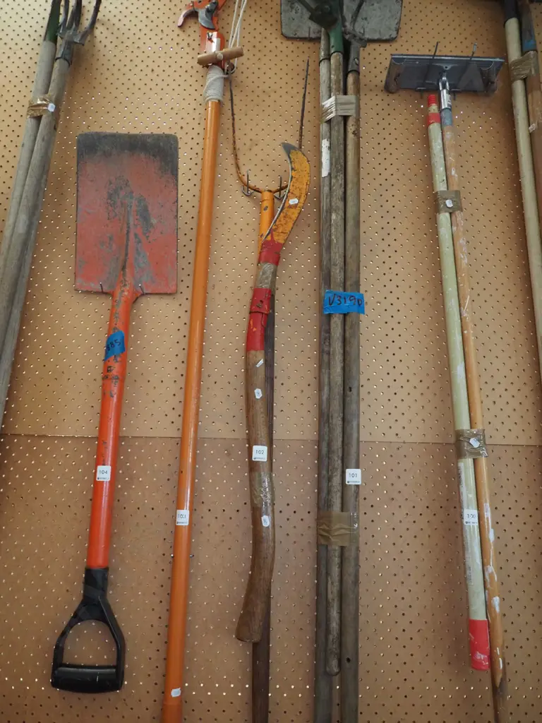 pitch fork, slasher Image 1++