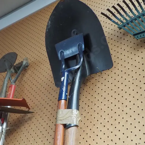 shovel, cultivator