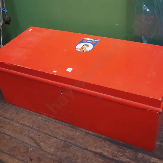 red wooden tool chest - no key