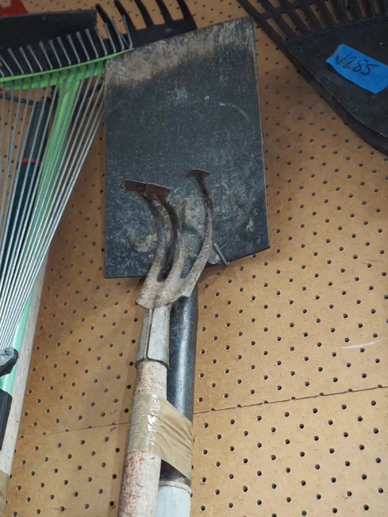 cultivator, garden spade Image 1++