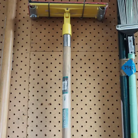 pole sanders