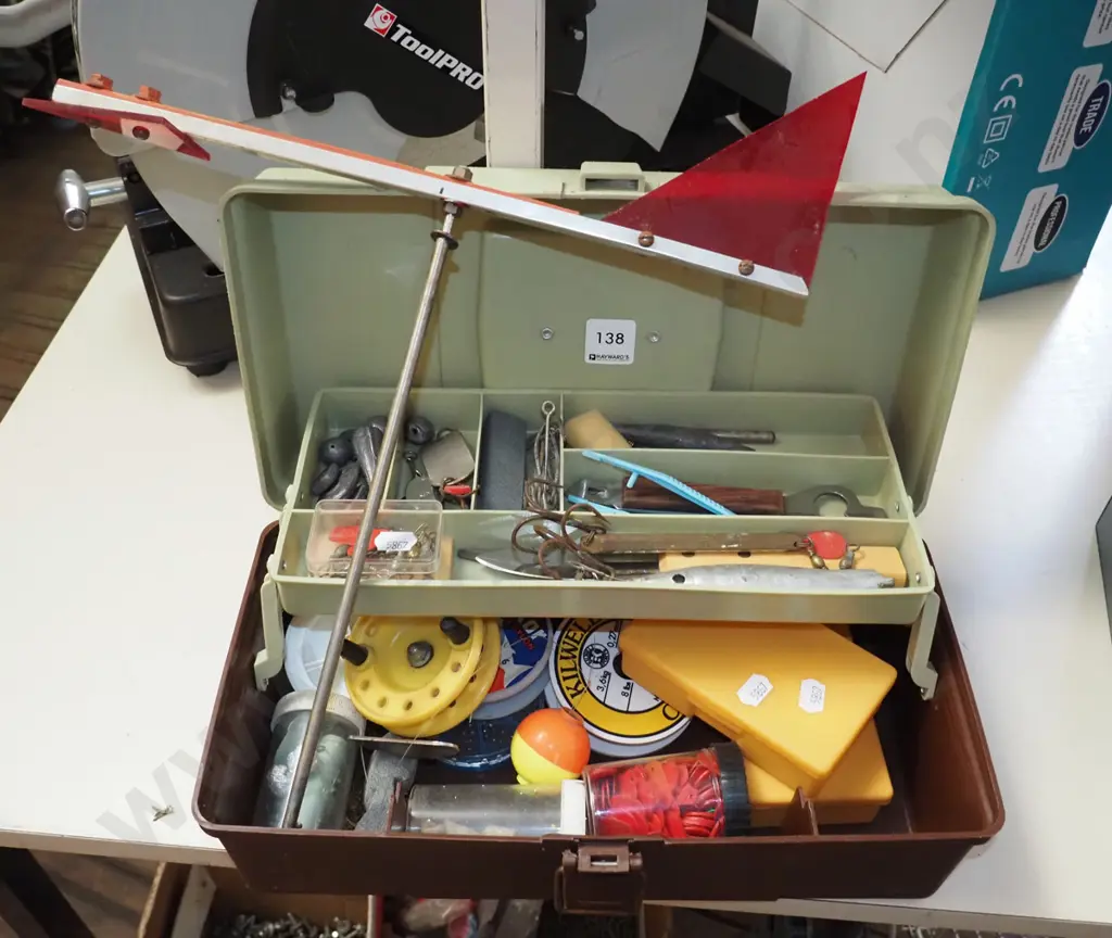 plastic tackle box and contents Image 1++