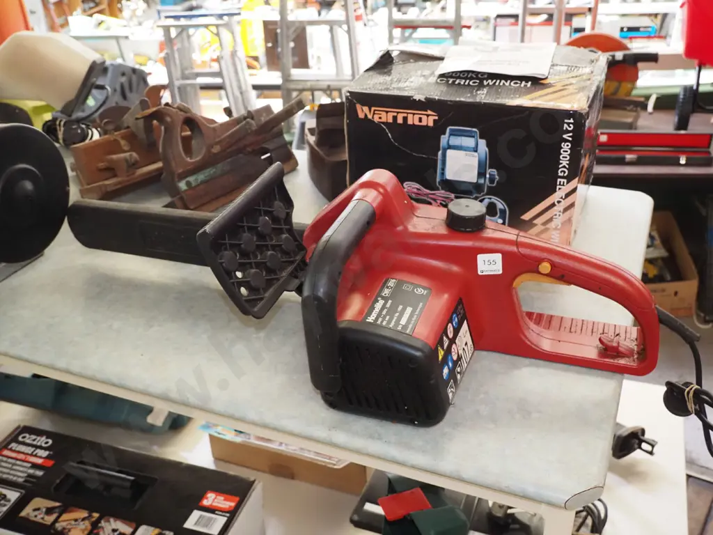 Homelite electric chainsaw Image 1++