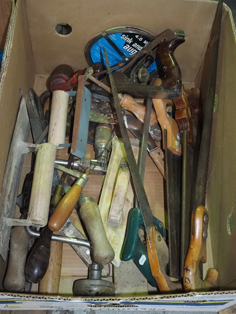 box; plaster's floats, hand saws, hand plane etc Image 1++