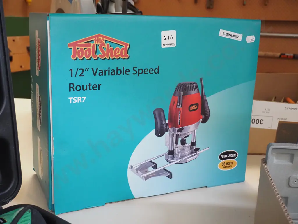 box as-new Tool Shed variable speed router Image 1++