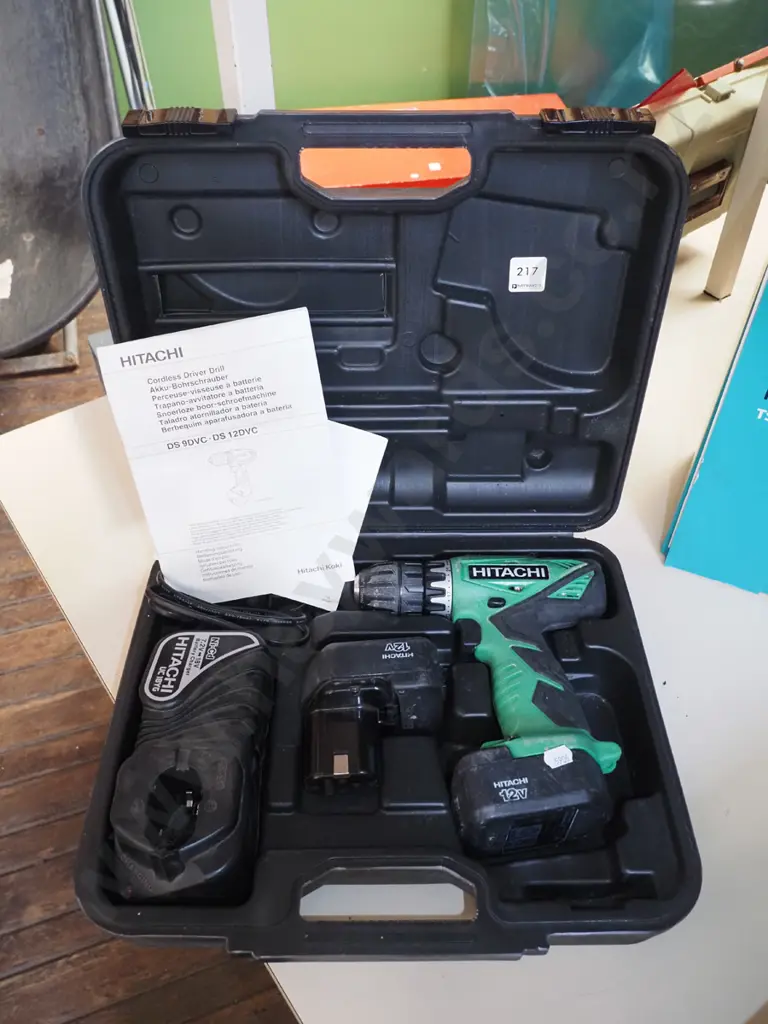 Hitachi 12V cased tool set Image 1++