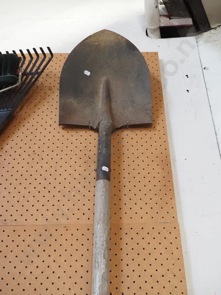 shovel Image 1++