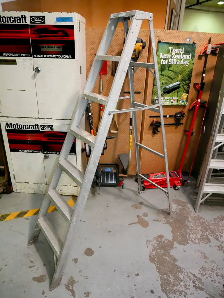6 step aluminium ladder Image 1++
