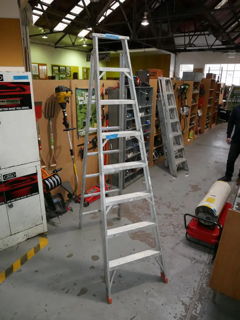 7 step aluminium ladder Image 1++