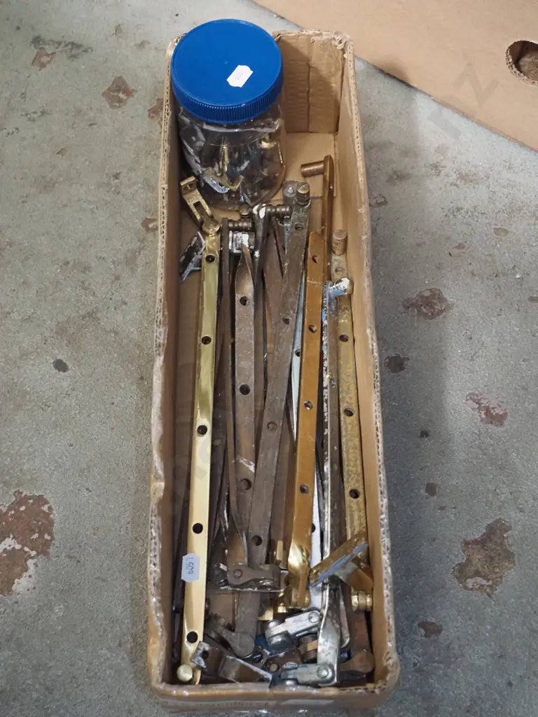 brass window hardware Image 1++