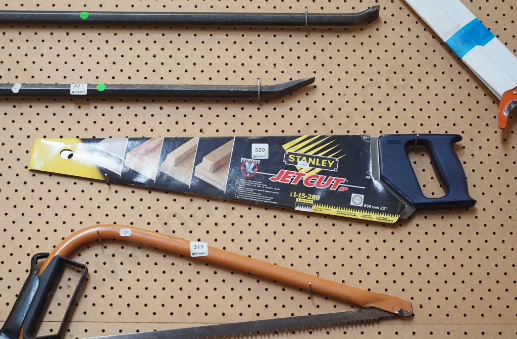 as-new Stanley hand saw Image 1++