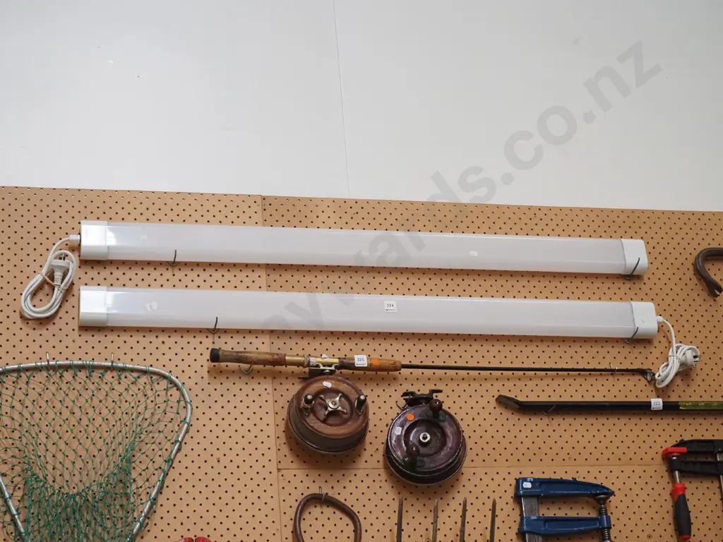 2x LED plug in light strips L-1230 Image 1++