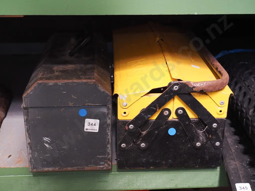 2x metal tool boxes - blue dots Image 1++