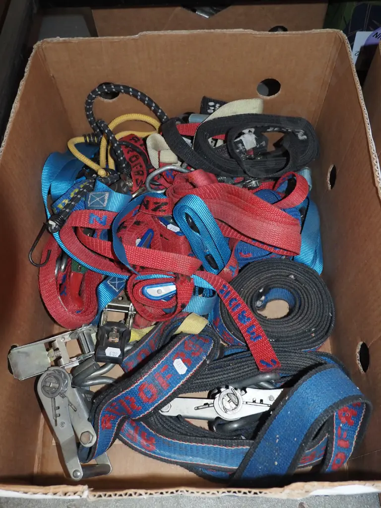 box of load strops Image 1++