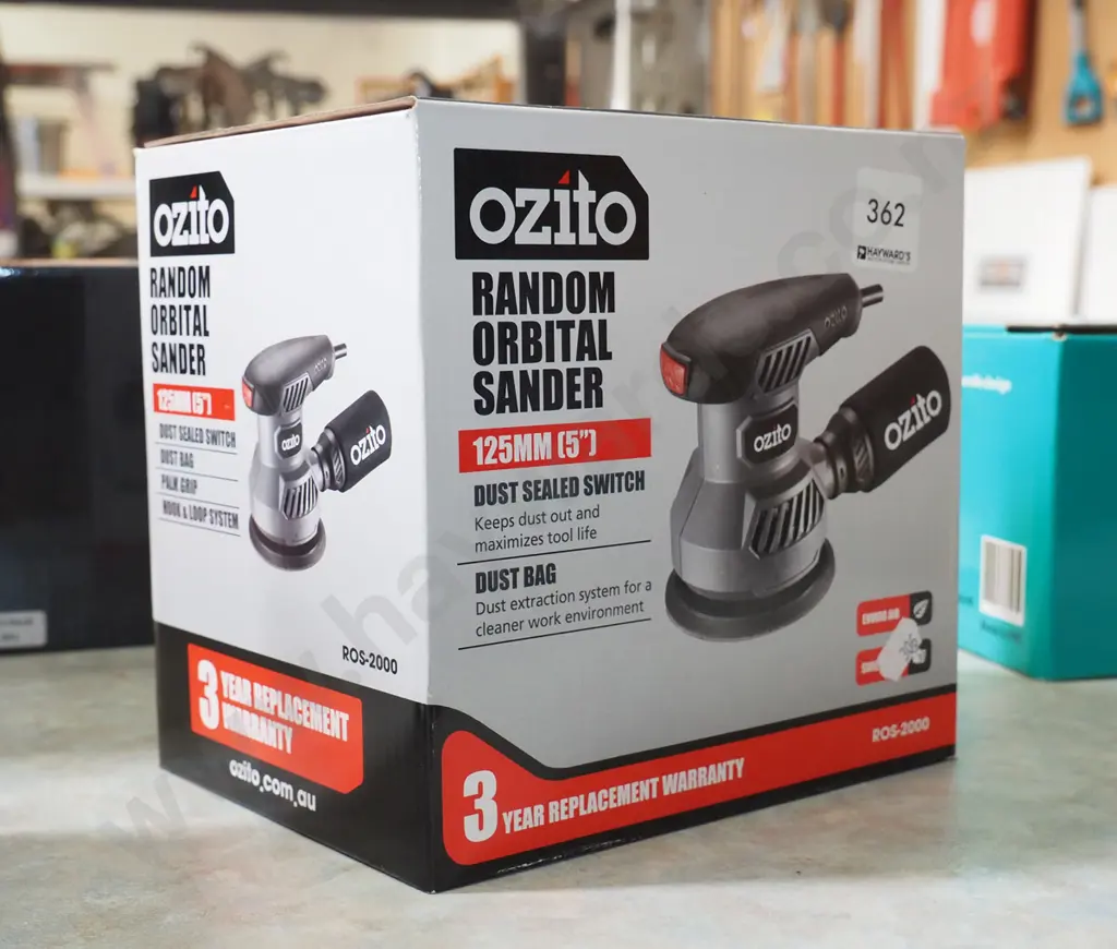 as-new Ozito orbital sander Image 1++