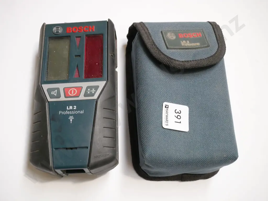 Bosch digital level in case Image 1++