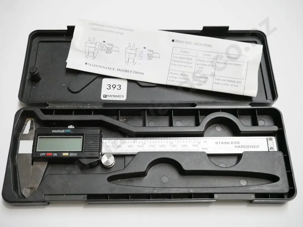 cased digital vernier calipers Image 1++