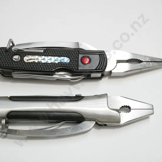2x multi tools