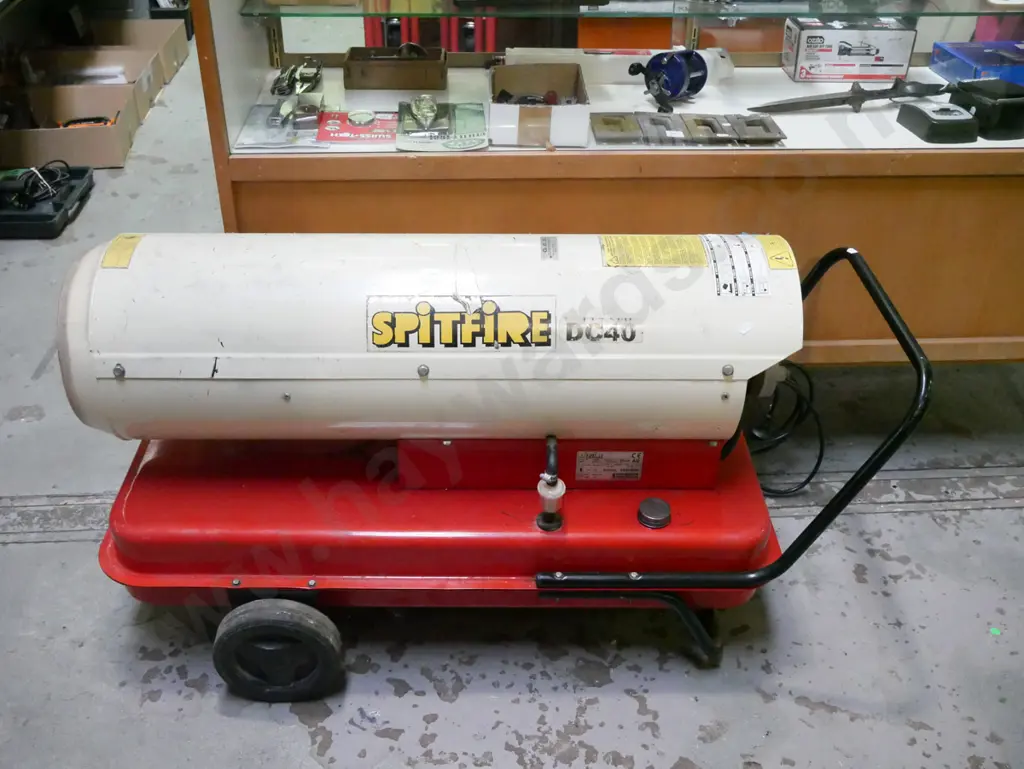 Spitfire DC 40 diesel workshop heater Image 1++