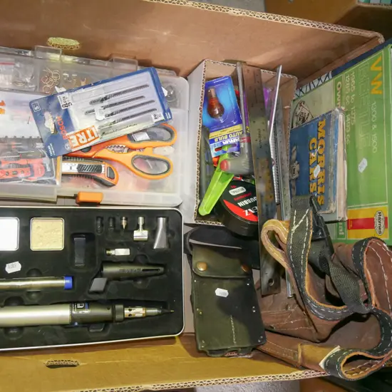 box; dremel tool, tool kit, builder's belt etc