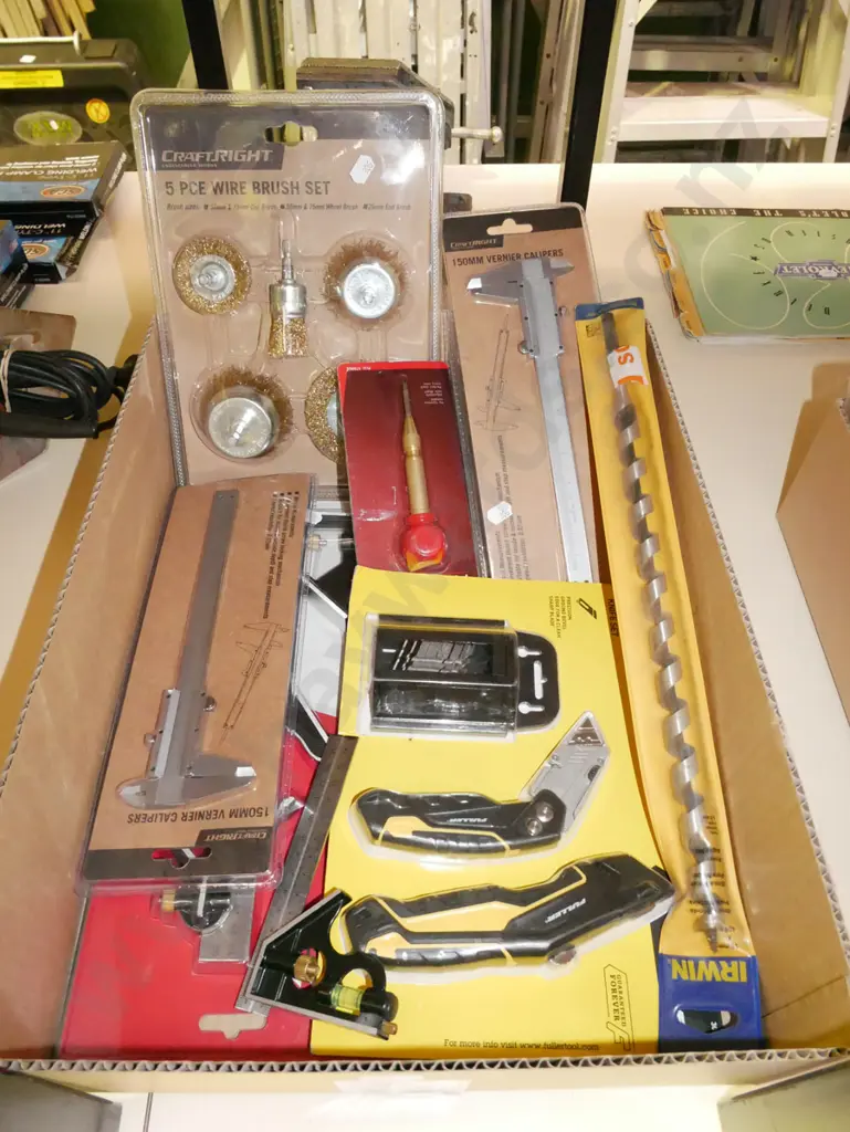 box; craft knives, auger bits, wire brush set etc Image 1++