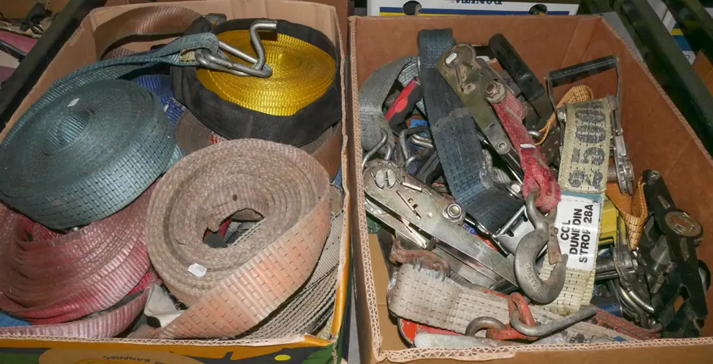 2x boxes of load strops, ratchets - yellow dots Image 1++